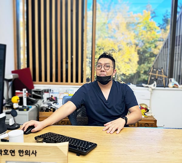 The W 여성자신 박호연 원장 인터뷰 사진
